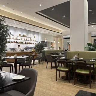 Café Bateel - Dubai Hills Mall, photo 4