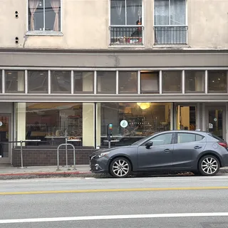 b. patisserie, photo 5