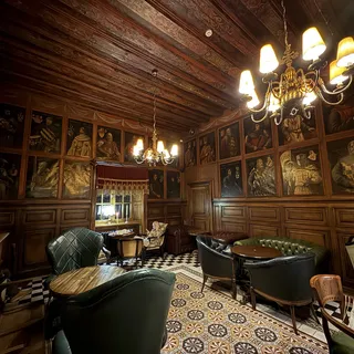 Atlas, photo 3