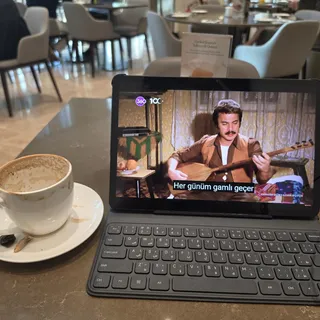 Café Bateel - Marina Walk, Dubai, photo 5