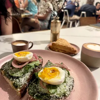 Bready Cafe, photo 3