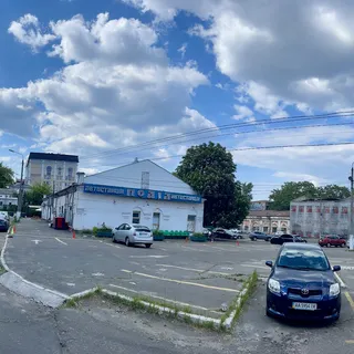 Avtostantsiya Podil, photo 5