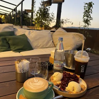 Iveria Cafe, photo 4