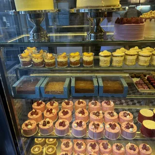 Milk Bar, photo 4