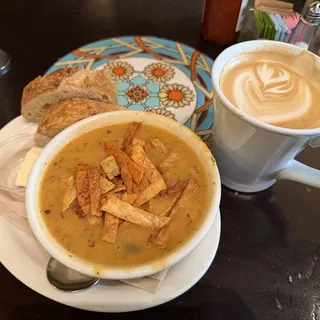 Urth Caffe, photo 3