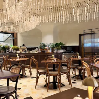 tashas Dubai Marina Mall, photo 2