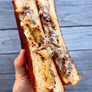 Breadbelly, photo 3