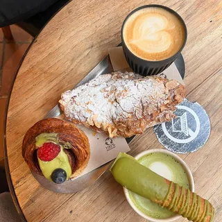 EN BRUTO I Café de Especialidad & Brunch, photo 3